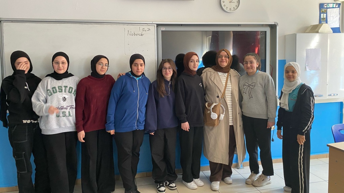 Mesleki Rehberlik Kapsamında Tecrübe Paylaşımları Yapıyoruz